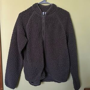 Zip up brown sherpa jacket